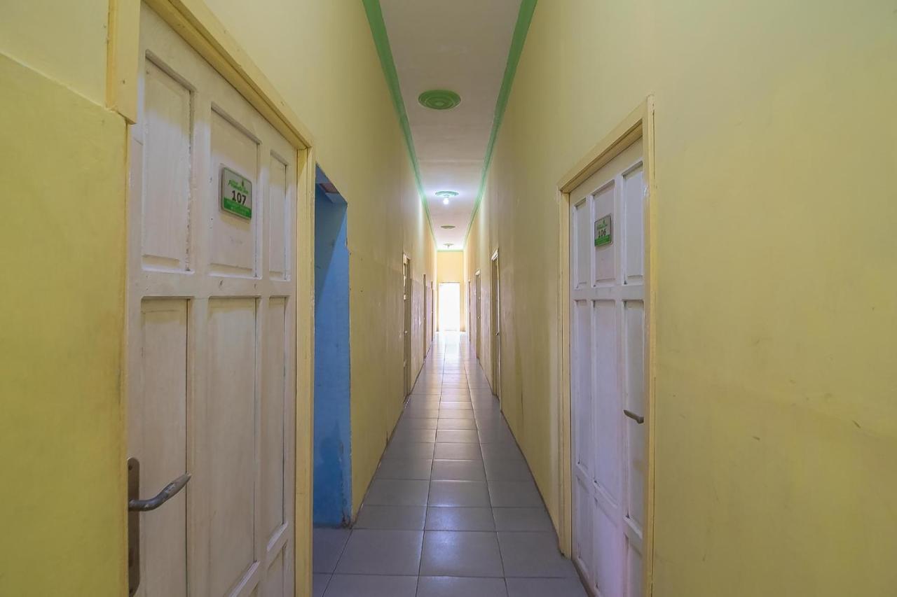 Reddoorz Syariah At Jalan Cilik Riwut Kapuas Otel Kualakapuas Dış mekan fotoğraf