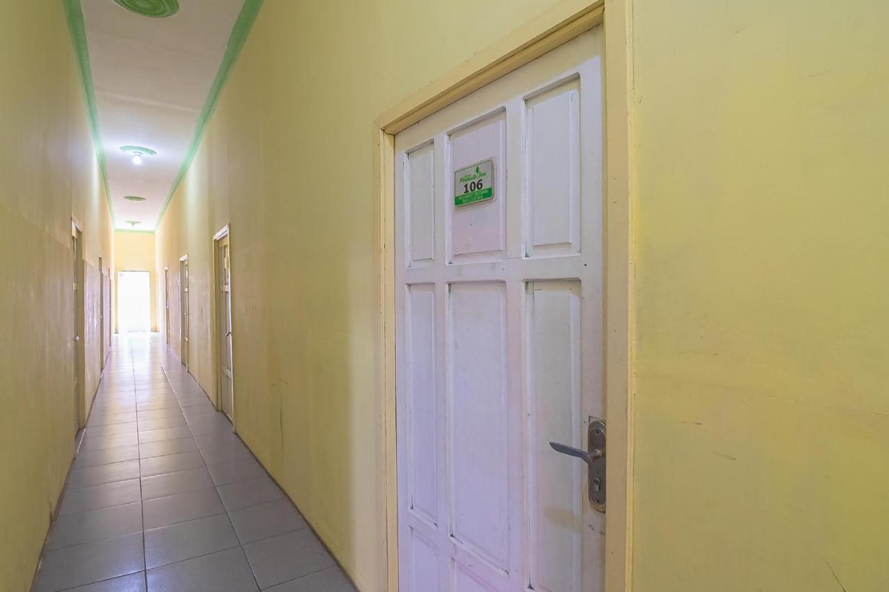 Reddoorz Syariah At Jalan Cilik Riwut Kapuas Otel Kualakapuas Dış mekan fotoğraf