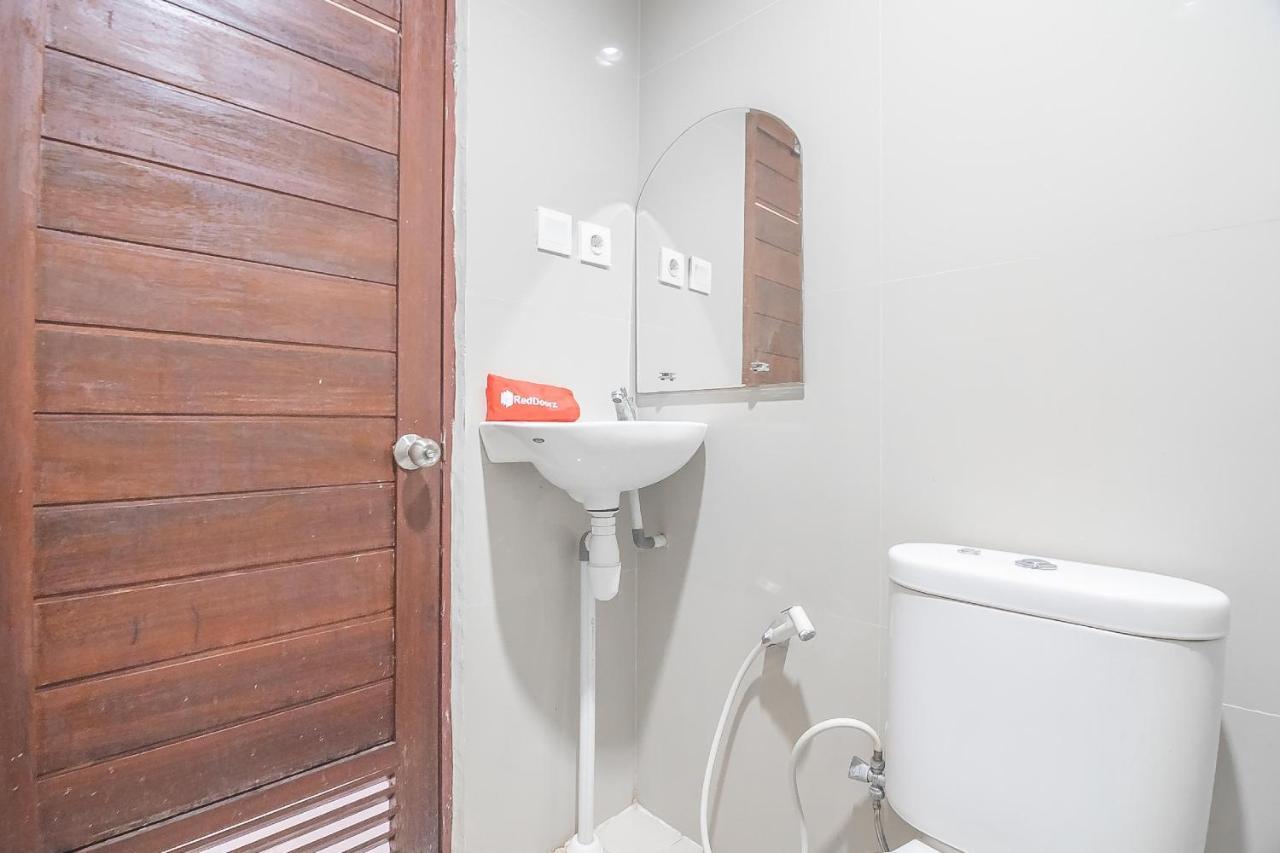 Reddoorz Syariah At Jalan Cilik Riwut Kapuas Otel Kualakapuas Dış mekan fotoğraf